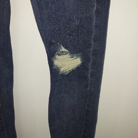 Wild Fable distressed jeans size 4 Skinny - Picture 3 of 10